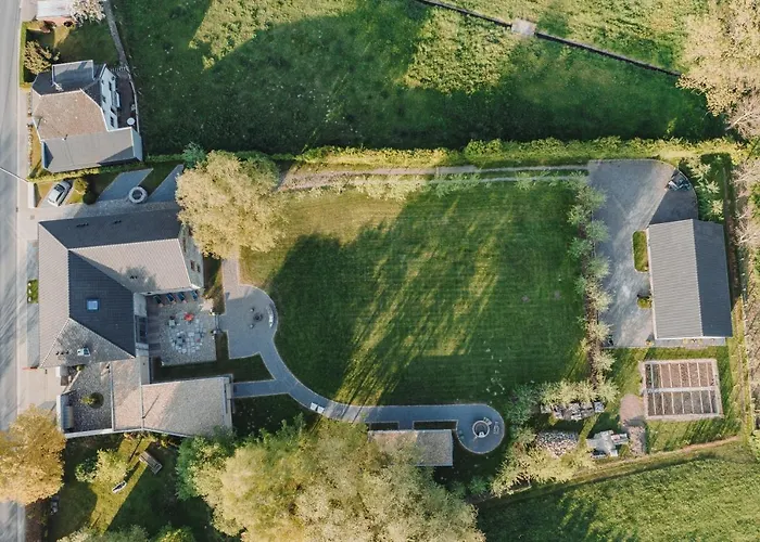 Gut Stangs Bed & Breakfast *